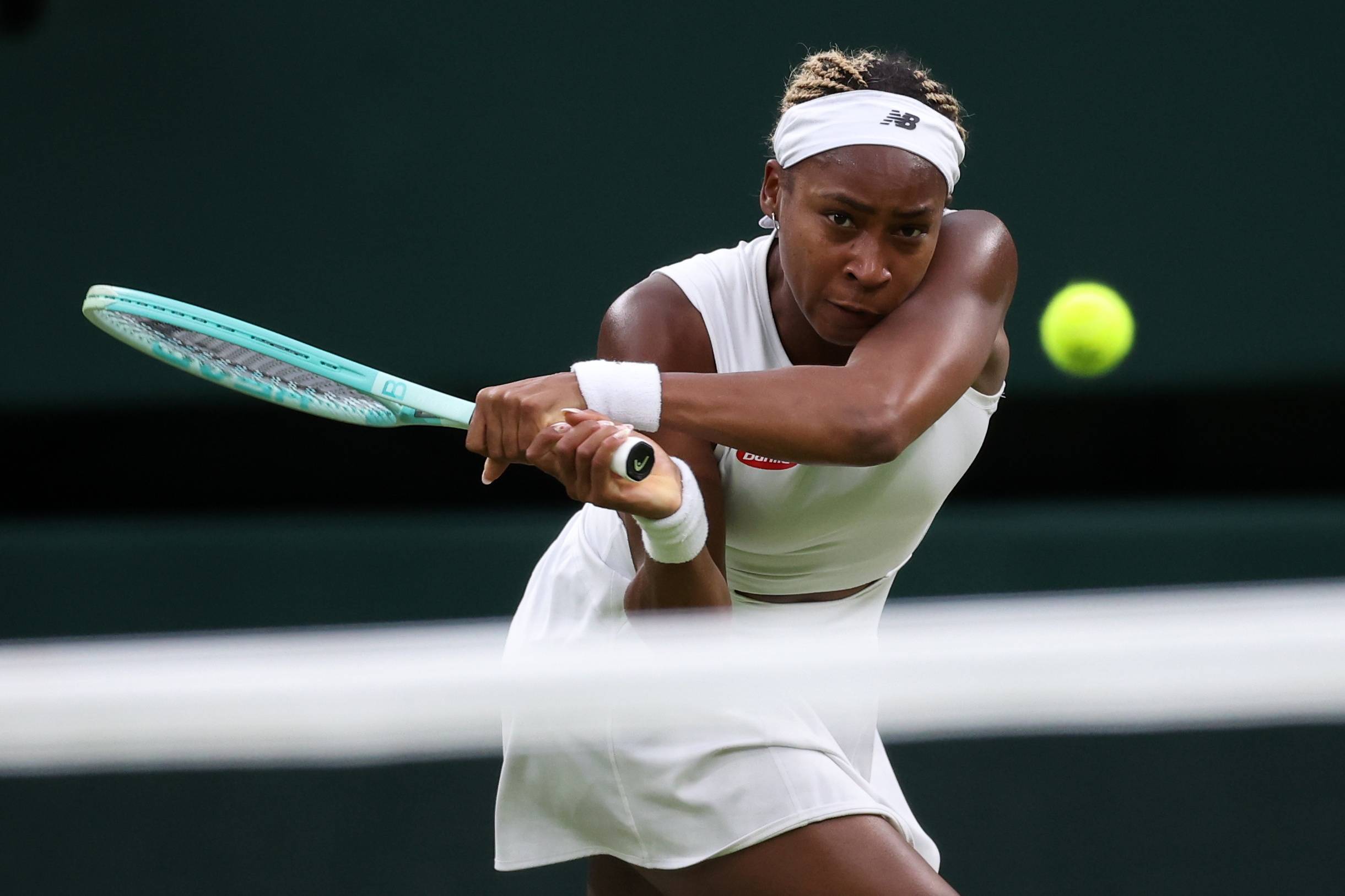 他会借助脚 他会借助脚