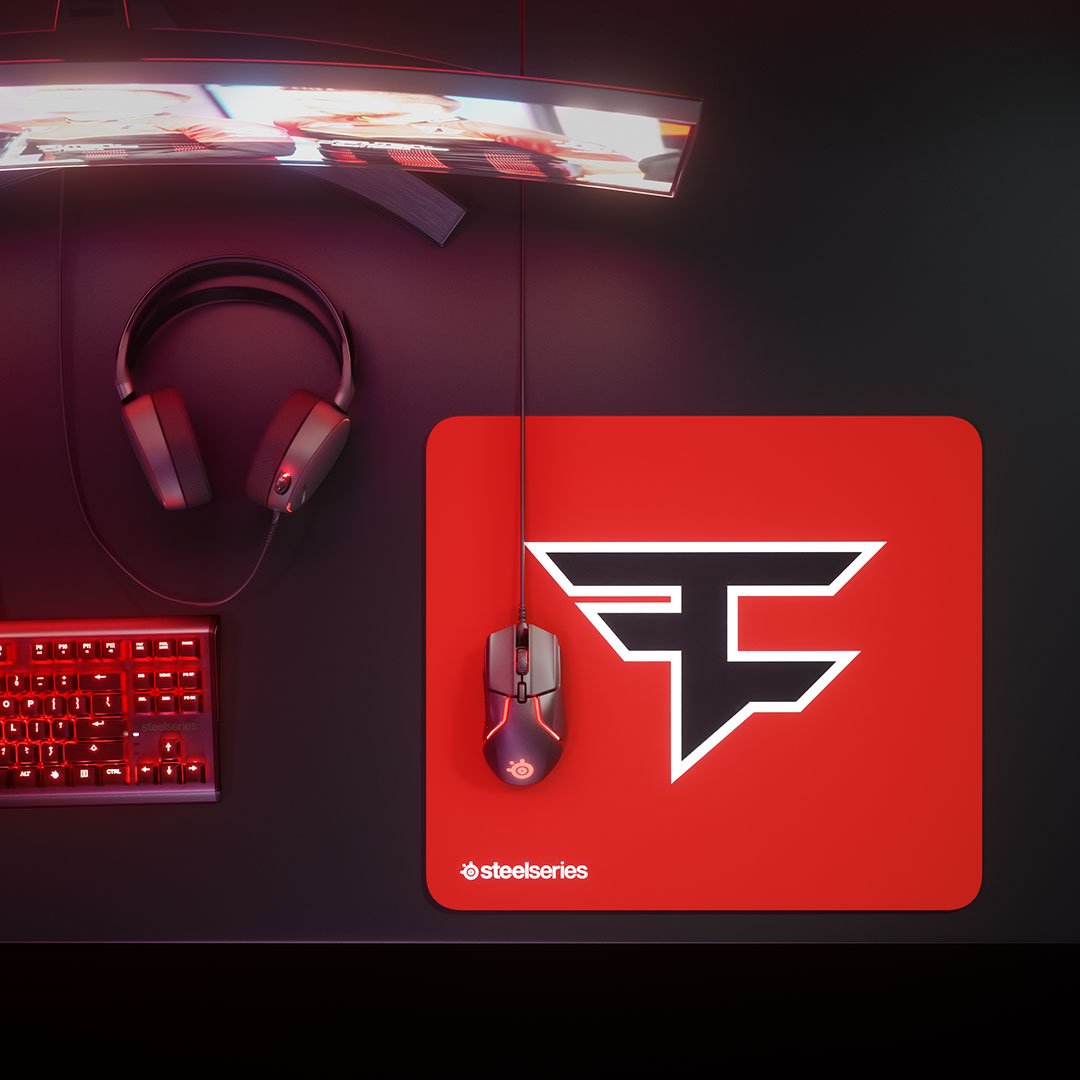 球人向边线 球人向边线