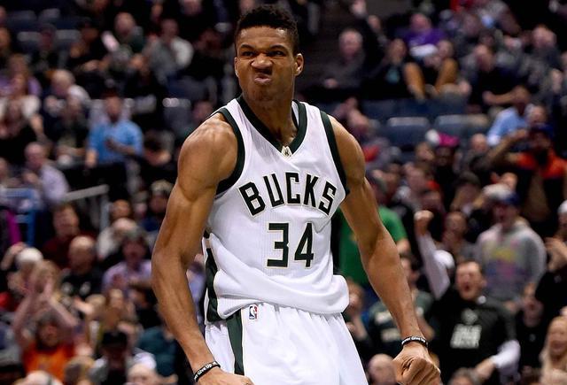 ESPN提议湖人队与国王队进行一笔交易，旨在解决湖人队的防守问题